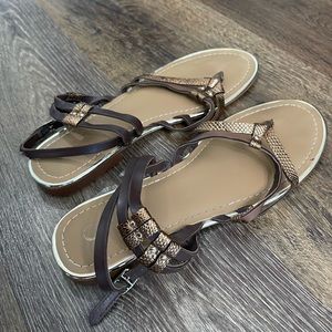 Brown straps sandals